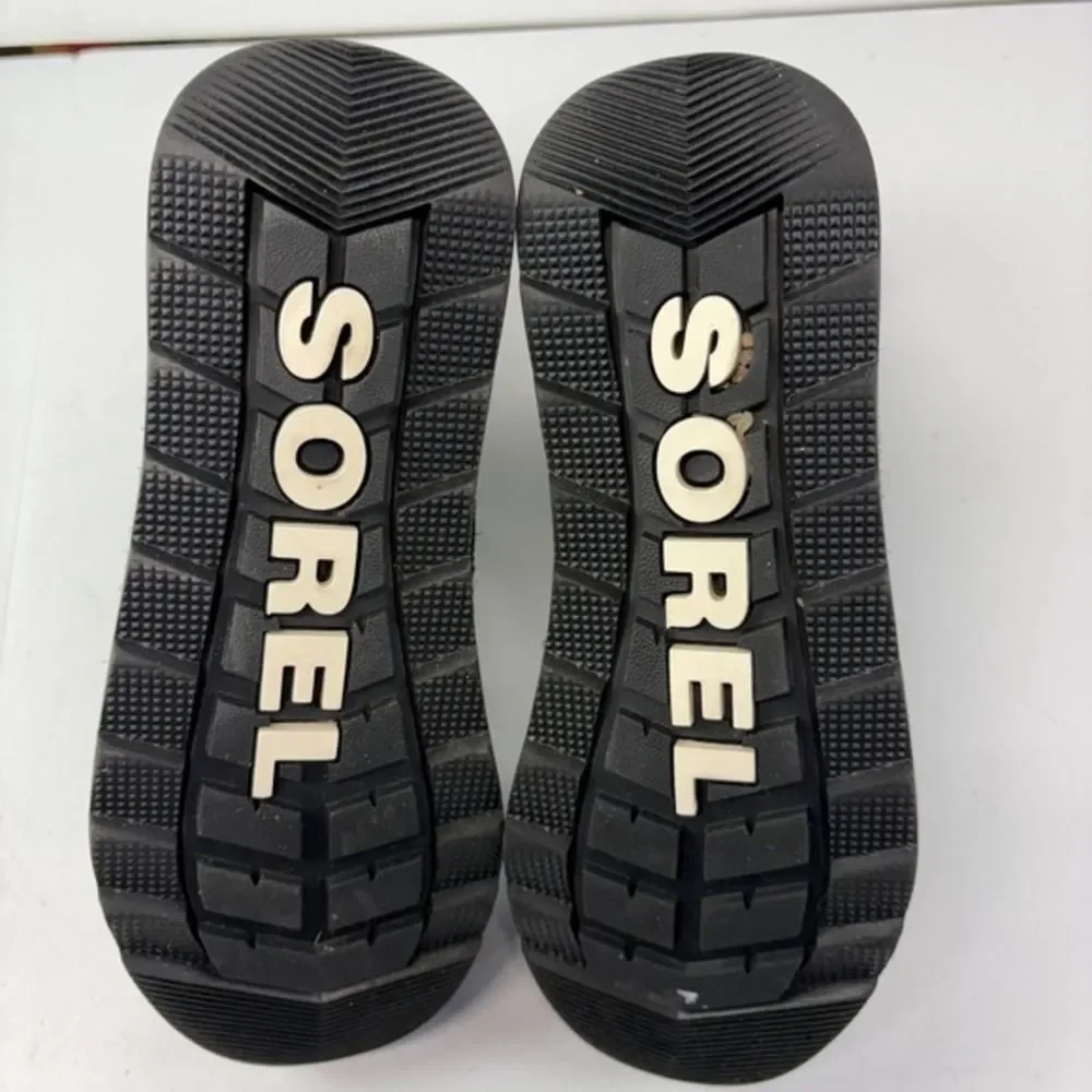 Sorel youth whitney